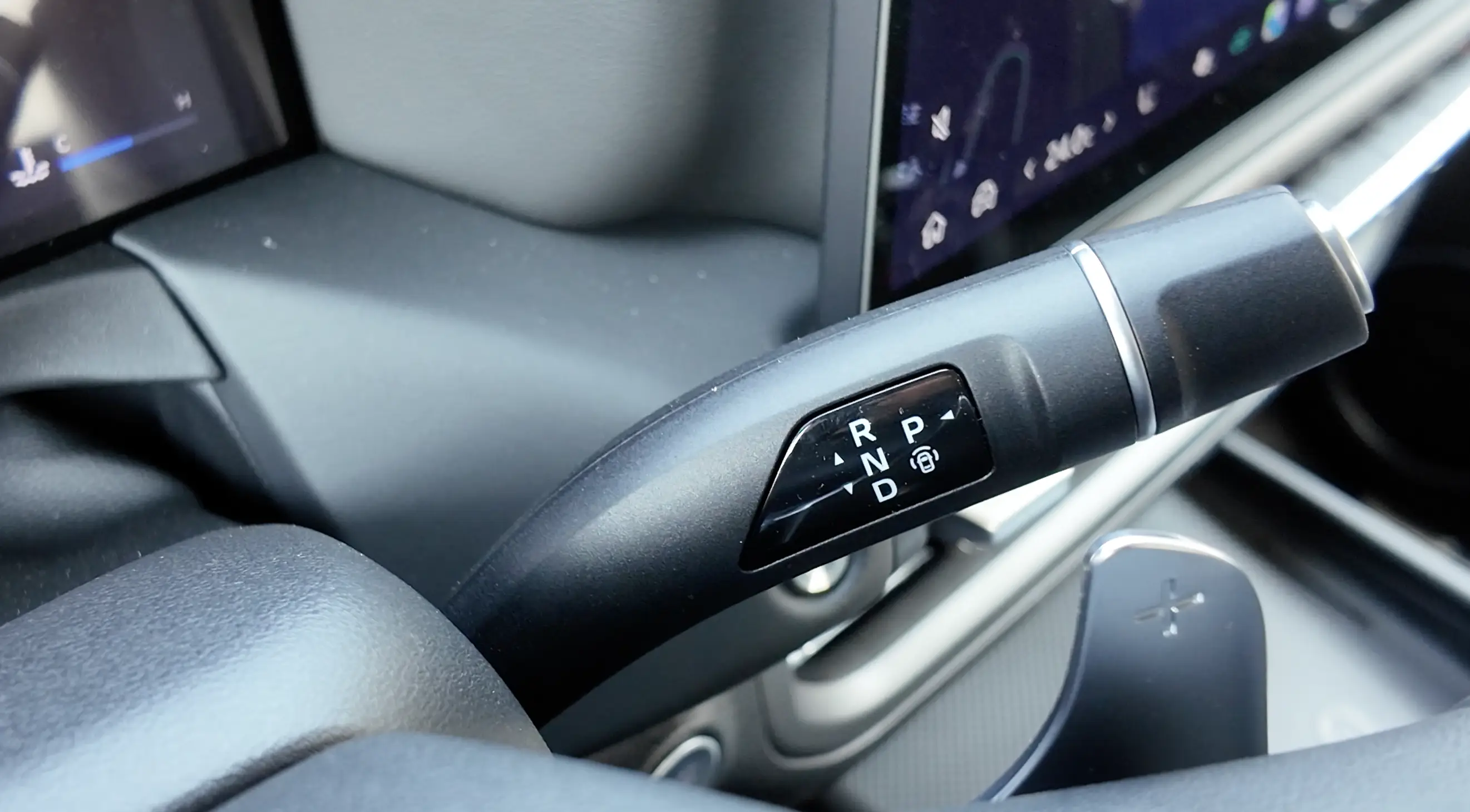 19.98万元起 2025款坦克300上市 24小时大定20000台