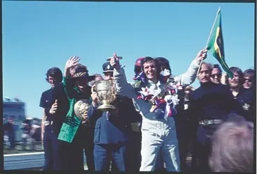 77年荣耀不断档，莲花跑车重返F1赛道，以赛道基因续写传奇插图