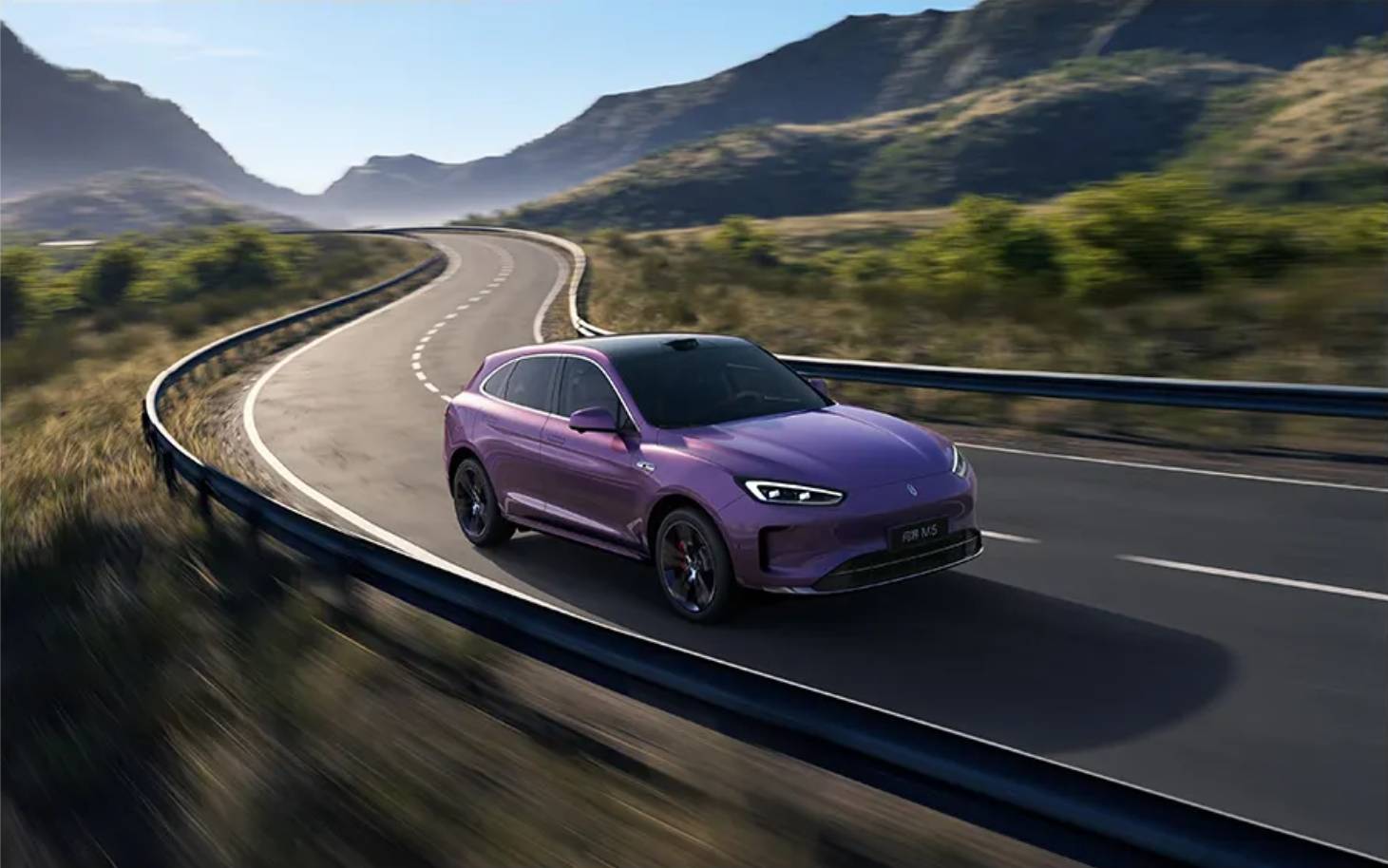 问界新M5 Ultra，将智驾天花板与顶级操控合为一体