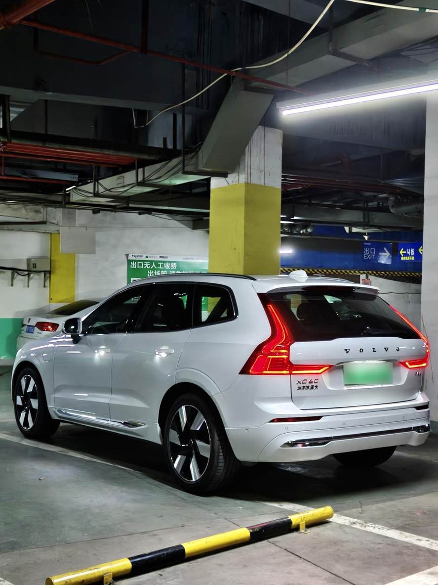 短试2025款沃尔沃XC60插混版：P4电机惊喜，空悬感受好评