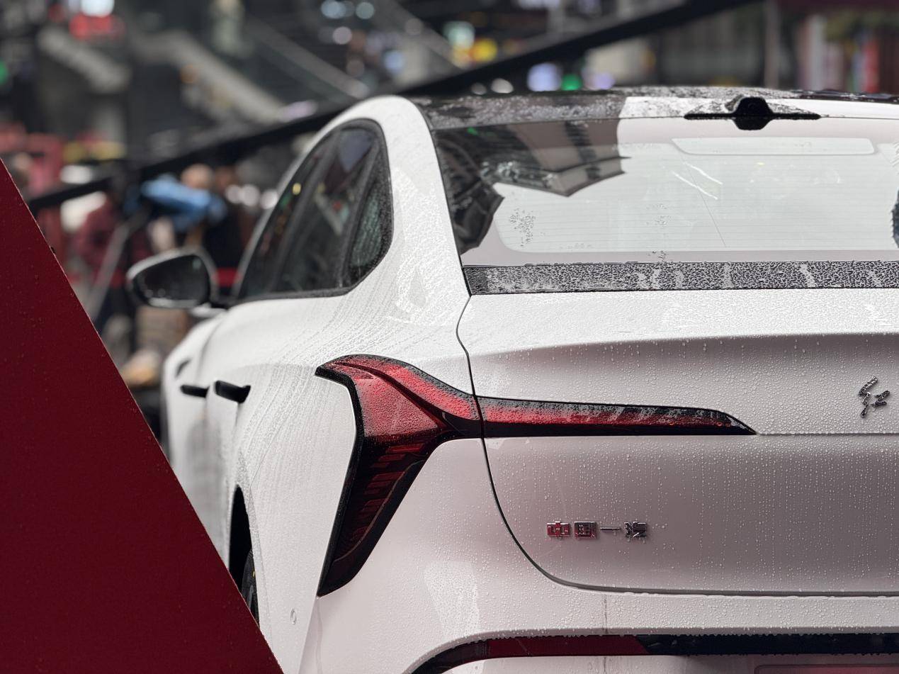 红旗天工05给付航交车，拥抱年轻人，大喊Passion Red！插图8