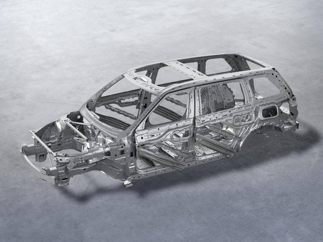 领克900懂性能也懂豪华，33万起预售开启