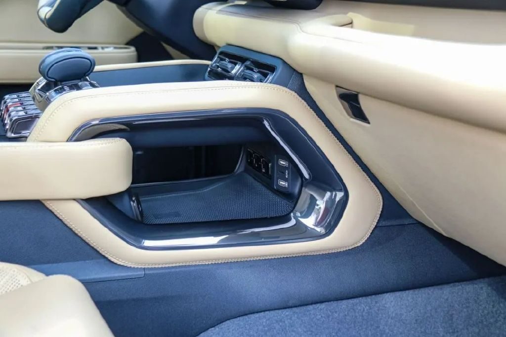 试驾方程豹豹5智驾版：智能与越野两不误！