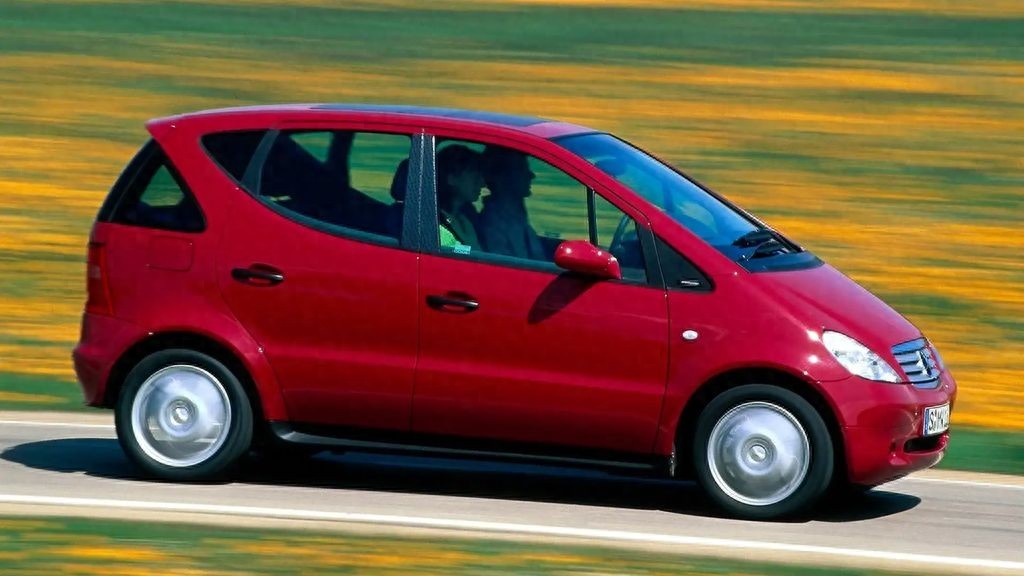 奔驰A级宣告停产：不赚钱的车，再经典也得说再见