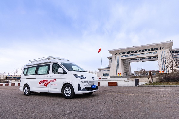 图雅诺全程护航福田全球价值品鉴之旅,开启中亚丝路新征程插图2 图雅诺全程护航福田全球价值品鉴之旅,开启中亚丝路新征程插图2