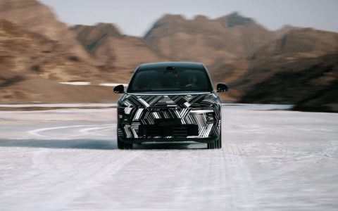 理想i8轻伪装车开启全国测试 或将于今年7月上市