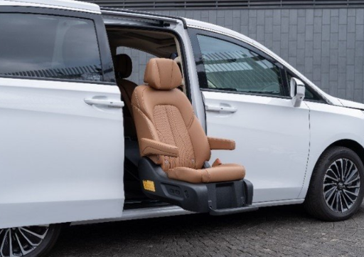 全新别克GL8来了,外观,内饰全面大升级!插图4 全新别克GL8来了,外观,内饰全面大升级!插图4