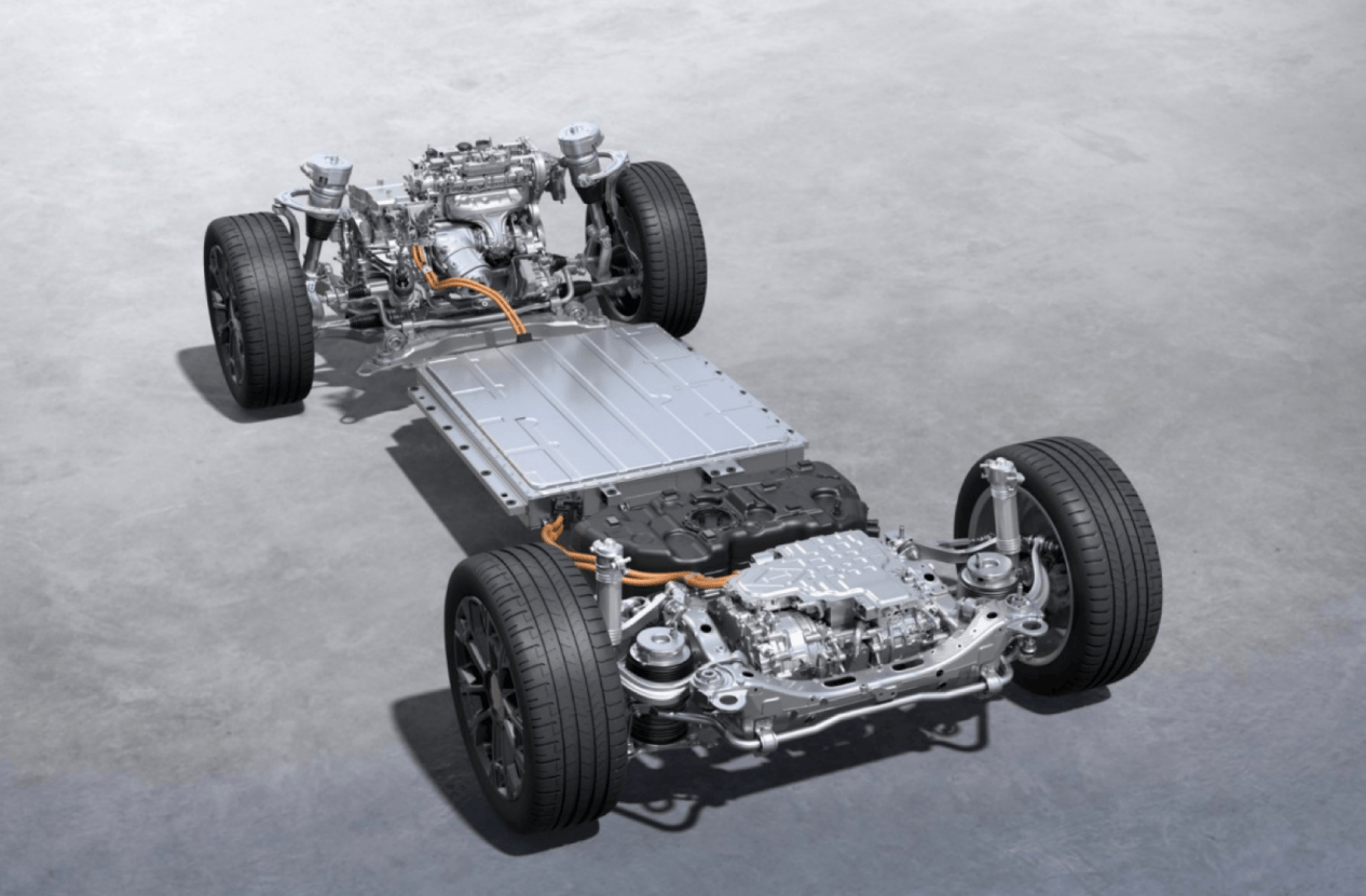 领克900懂性能也懂豪华，33万起预售开启