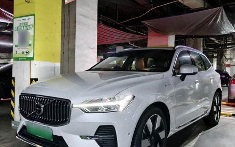 短试2025款沃尔沃XC60插混版：P4电机惊喜，空悬感受好评