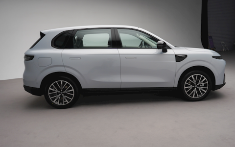 理想问界平替，价格只要1/3，零跑B10杀疯了