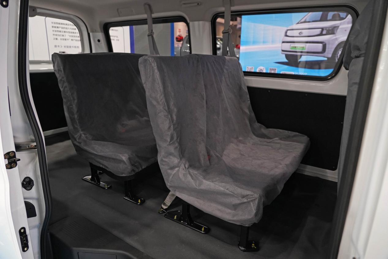 试驾新一代长安睿行EM80,说说我的想法插图8 试驾新一代长安睿行EM80,说说我的想法