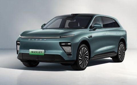 20万预算买家用纯电SUV，星纪元ET与极氪7X谁更值？