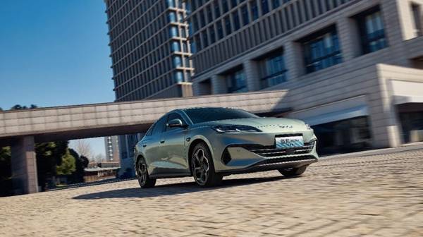 推动智驾平权，首站郑州！比亚迪海洋智驾版车型郑州上市插图5