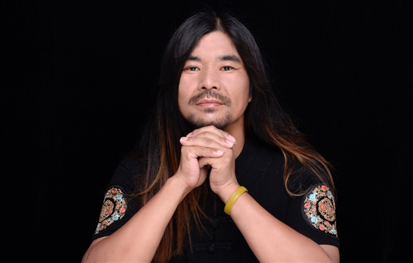 52岁网红面筋哥因病离世：因歌曲《烤面筋》走红 2018年B站百大UP主