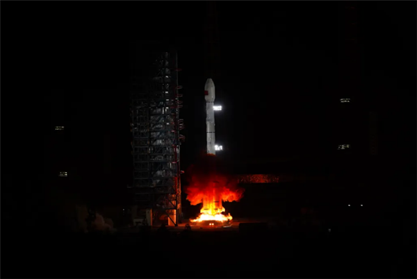 我国成功发射天链二号04星：为航天器发射提供测控支持