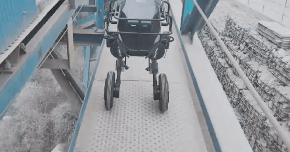 中国电建“智成一号”智能巡检机器人亮相:已在双江口水电站进行测试插图2 中国电建“智成一号”智能巡检机器人亮相:已在双江口水电站进行测试