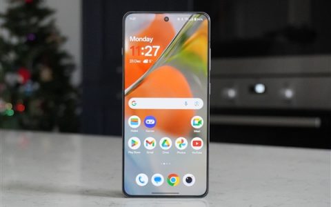 李杰换上一加13T：年度小屏旗舰 性能/续航均是行业最强