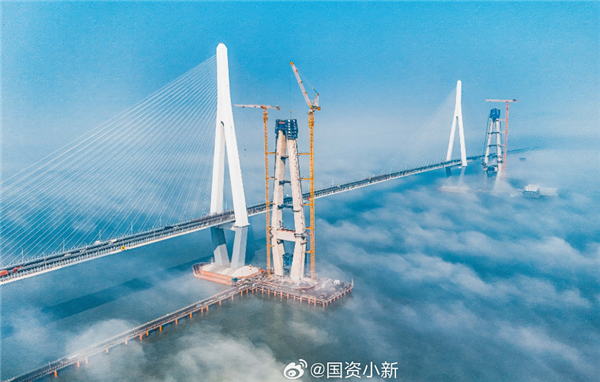 全长约8.3公里！宁波象山港跨海大桥南中塔柱云端合龙