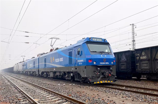 中车大同新型复兴型电力机车批量投用:牵引力显著提升插图 中车大同新型复兴型电力机车批量投用:牵引力显著提升