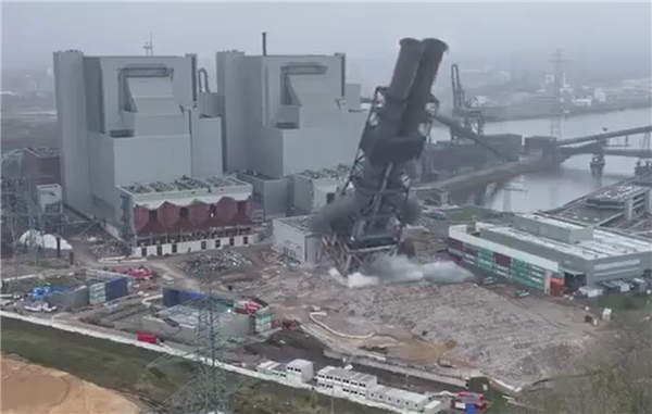 砸了30亿欧元只运行6年：德国最现代化火力发电厂惨遭爆破