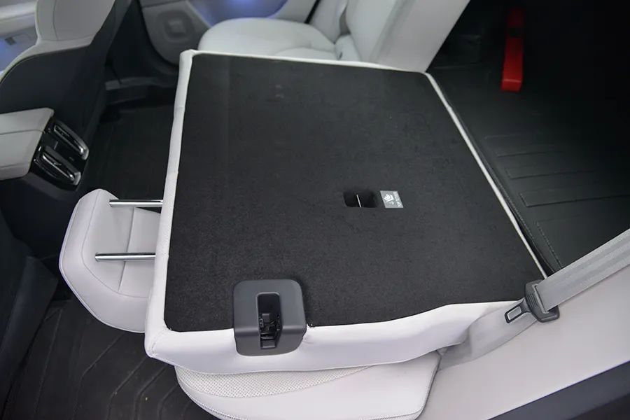 极狐阿尔法S5:11万多买到20万的车,太值了!插图44 极狐阿尔法S5:11万多买到20万的车,太值了!