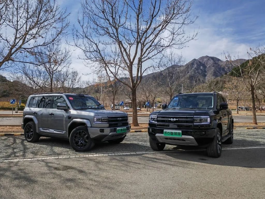 试驾方程豹豹5智驾版：智能与越野两不误！