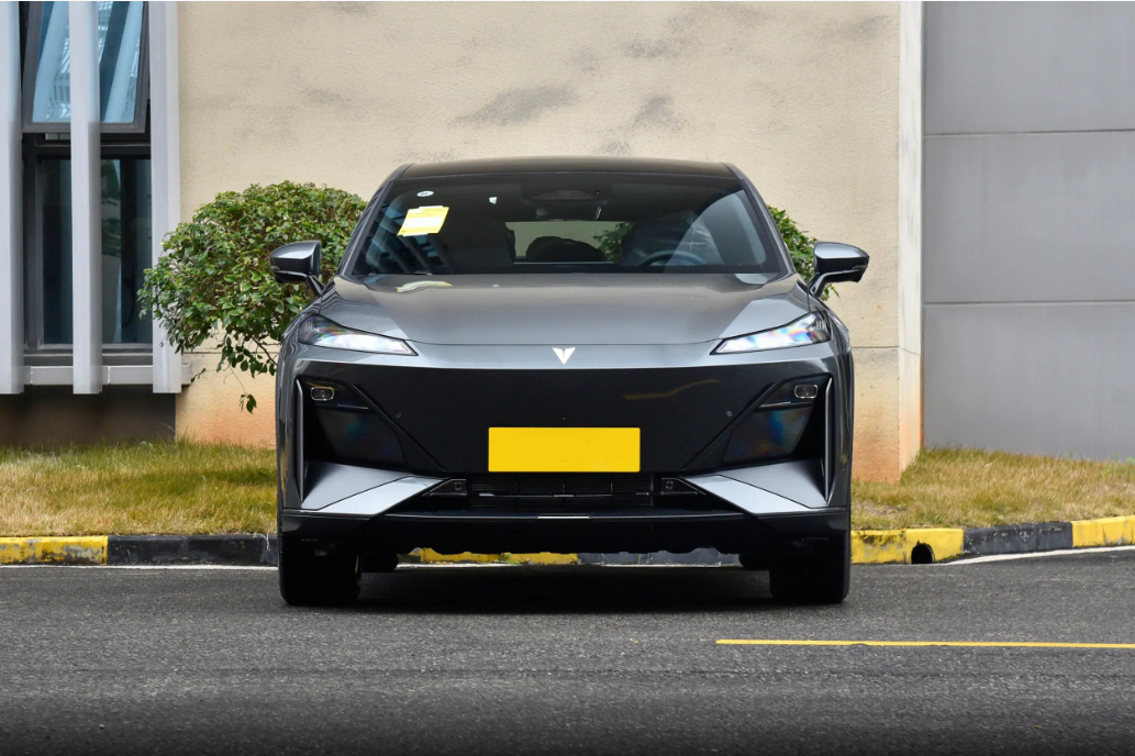 体验深蓝汽车S07，金钟罩电池+华为智驾+3C快充，全面且实在！插图1