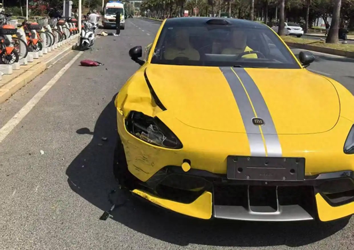 小米SU7 Ultra遭保险公司拒保，因为用户“太作”了！