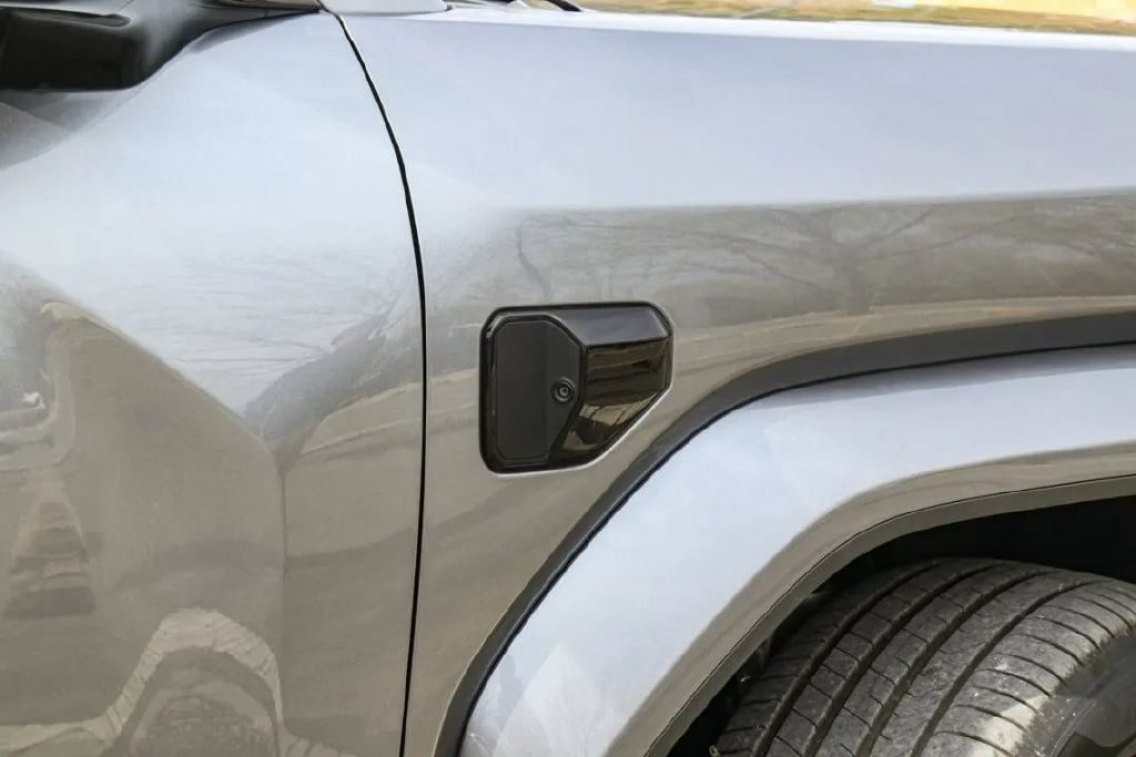 试驾方程豹豹5智驾版：智能与越野两不误！