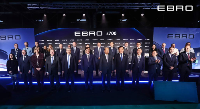 两会发言人点赞奇瑞！“小例子”中有“大道理”插图2