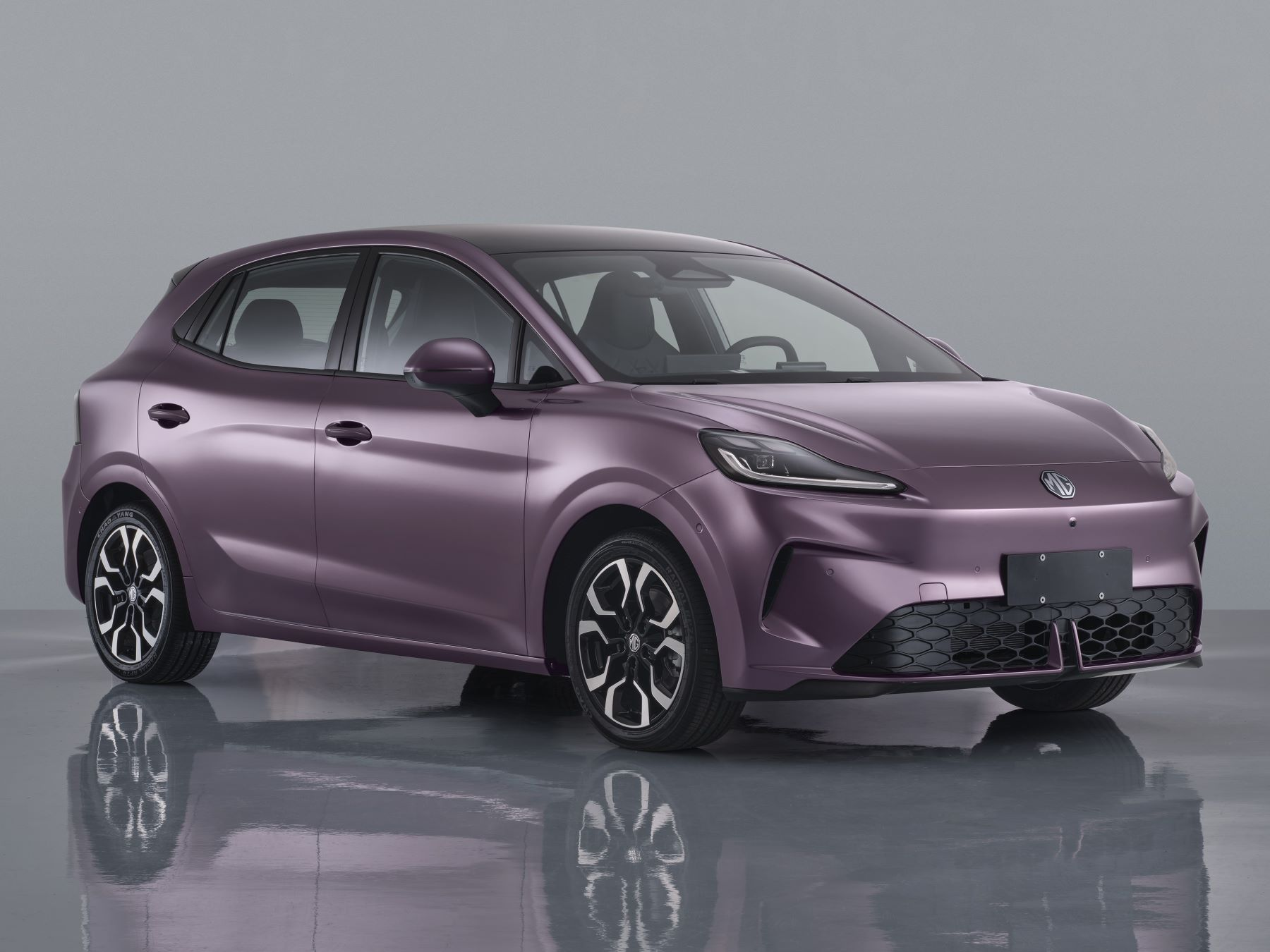 名爵MG4 EV改款完成申报，在售版本或将成为“香饽饽”