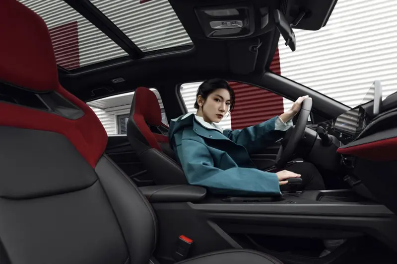 这价格不买对不起自己,长安第三代CS75PLUS冠军版低至7.69万起!插图7 这价格不买对不起自己,长安第三代CS75PLUS冠军版低至7.69万起!