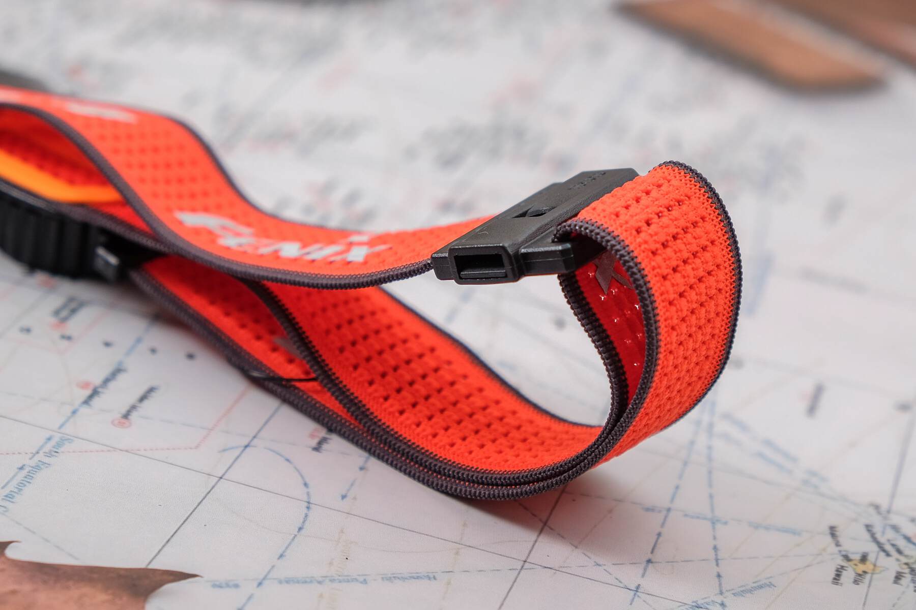 头灯界的‘全能选手’，Fenix HL18R-T V2.0：夜跑、钓鱼随心所欲插图6