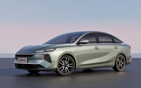 荣威年度纯电王炸登场，超长续航，超大空间，重塑市场标杆