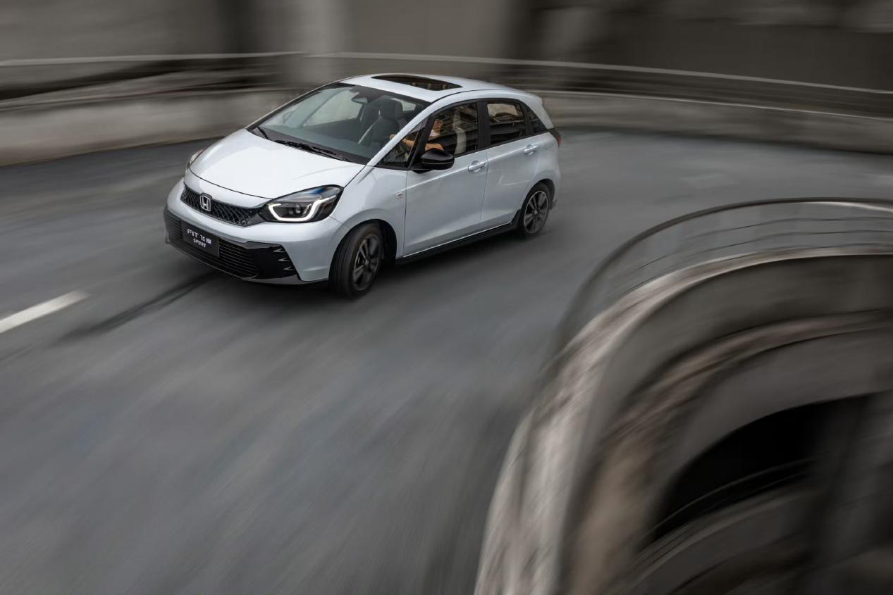 听说最近很多宝藏小城都火了？还不趁机开飞度赶赶潮流