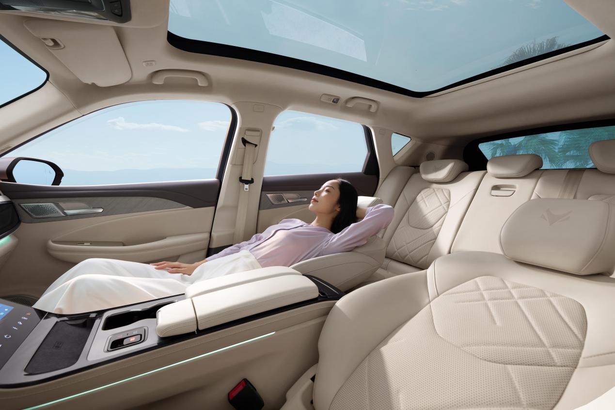 阿尔法S6/T6上市19.58万起,20万内唯一3激光雷达!插图3 阿尔法S6/T6上市19.58万起,20万内唯一3激光雷达!插图3