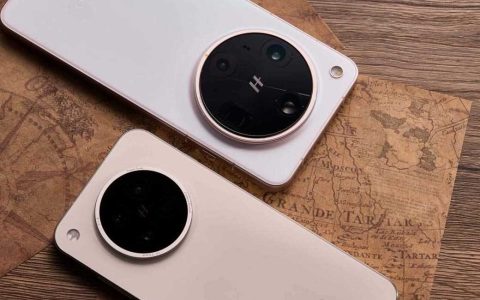 窄边小直屏/直屏超大杯! OPPO Find X8s / Find X8 Ultra真机实拍图赏