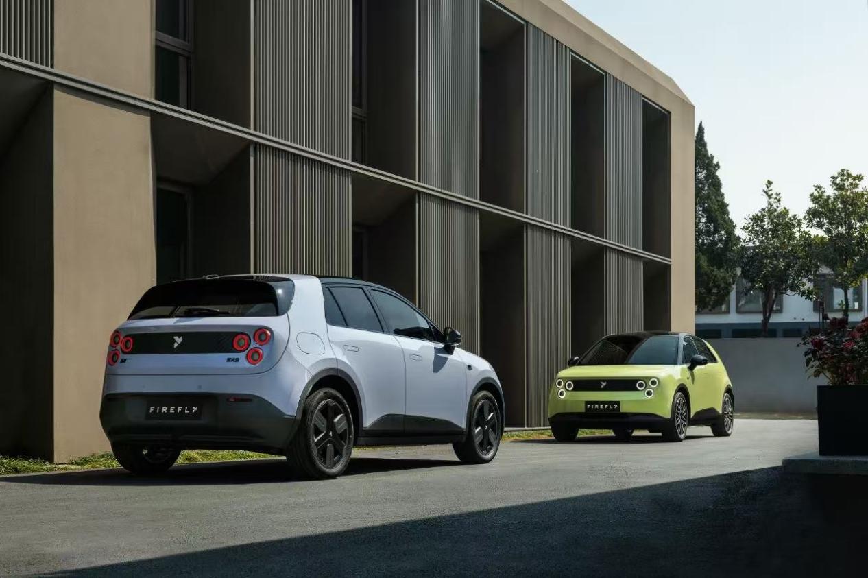 蔚来第三品牌firefly萤火虫首次公开内饰设计