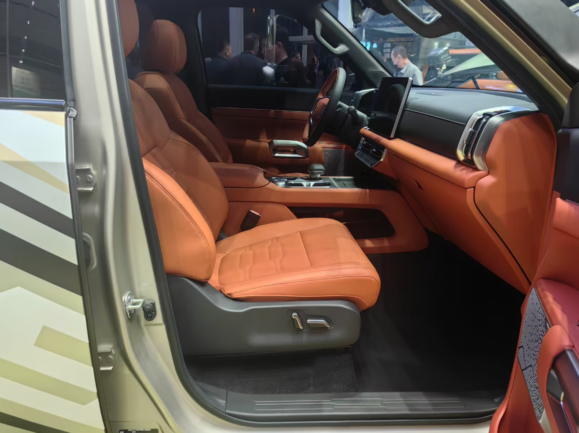 皮卡累销超150万的郑州日产，再推劲爆新品，预售价仅11.99万起！插图7