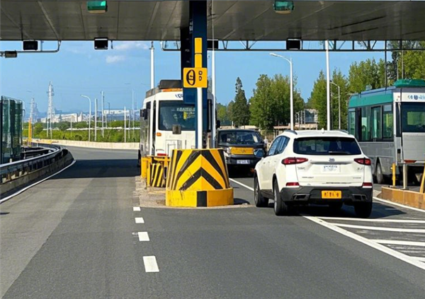 自称“没有ETC卡”：日本一男子疯狂逃高速费252次被抓