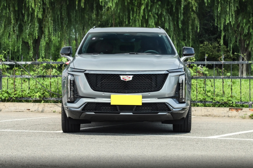 想买豪华SUV，新款凯迪拉克XT5值得一看，内外全面升级，标配2.0T插图3