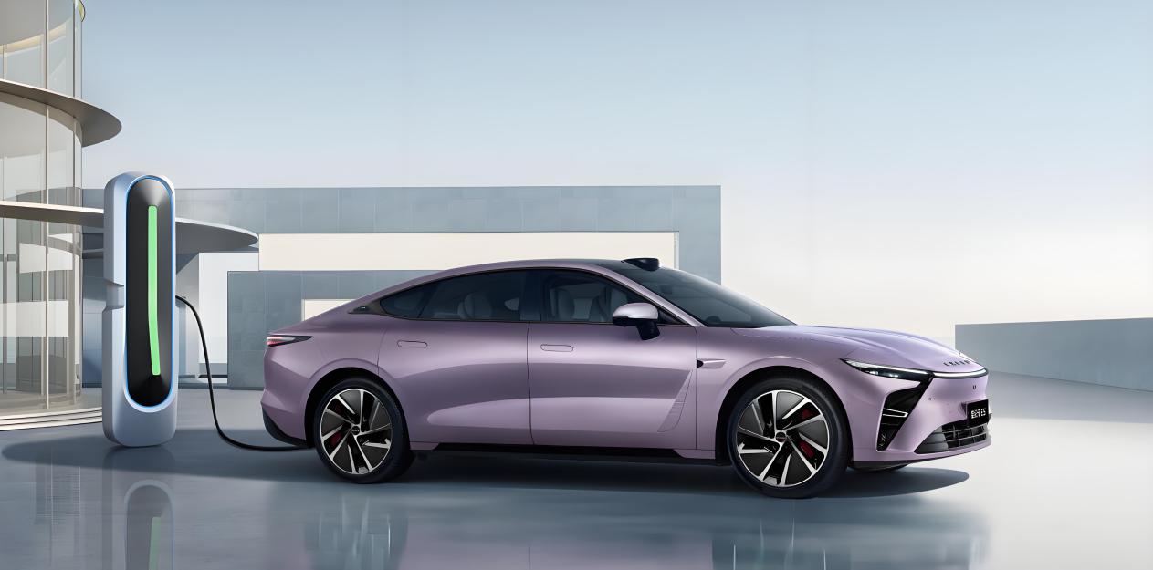 七年高端突围惨败|星途销量暴跌：被比亚迪 / 理想 / 吉利"绞杀" 的三重困局插图9