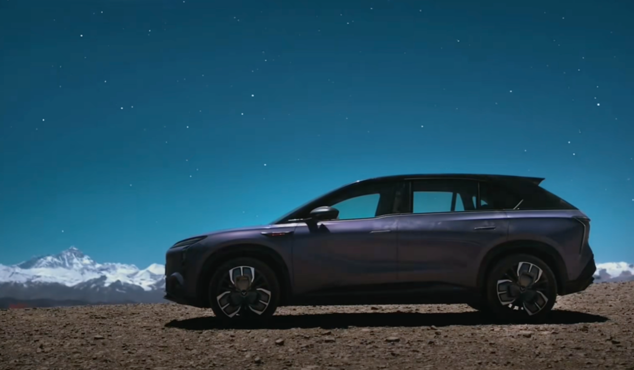 配备红旗司南智驾系统，纯电动中型SUV 天工06正式亮相插图8