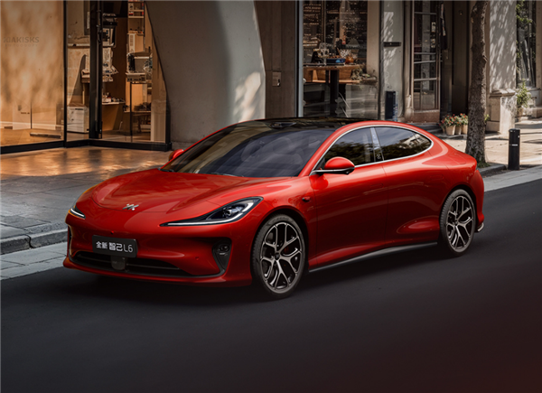 全系800V、激光雷达、四轮转向！新款上汽智己L6发布定档