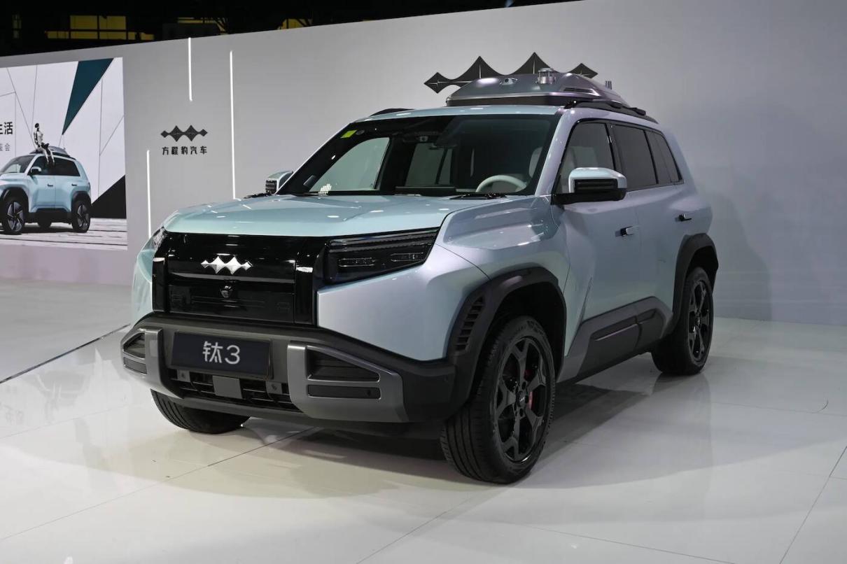 方程豹钛3来袭，预售13.98万起，配高阶智驾+501km续航，香不香？