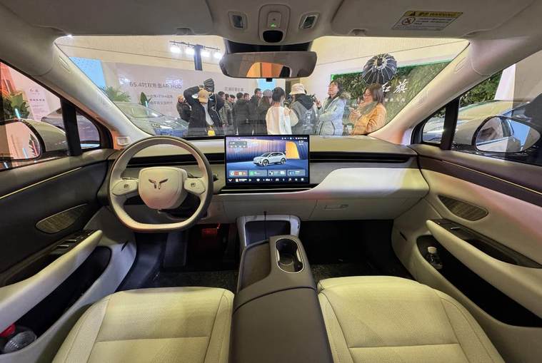 红旗品牌智能体验日展现最新科技成果 天工06正式开启预售