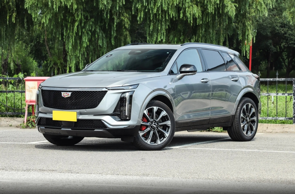 想买豪华SUV，新款凯迪拉克XT5值得一看，内外全面升级，标配2.0T插图