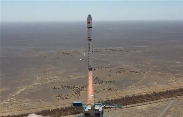 我国成功发射卫星互联网技术试验卫星：验证手机宽带直连卫星