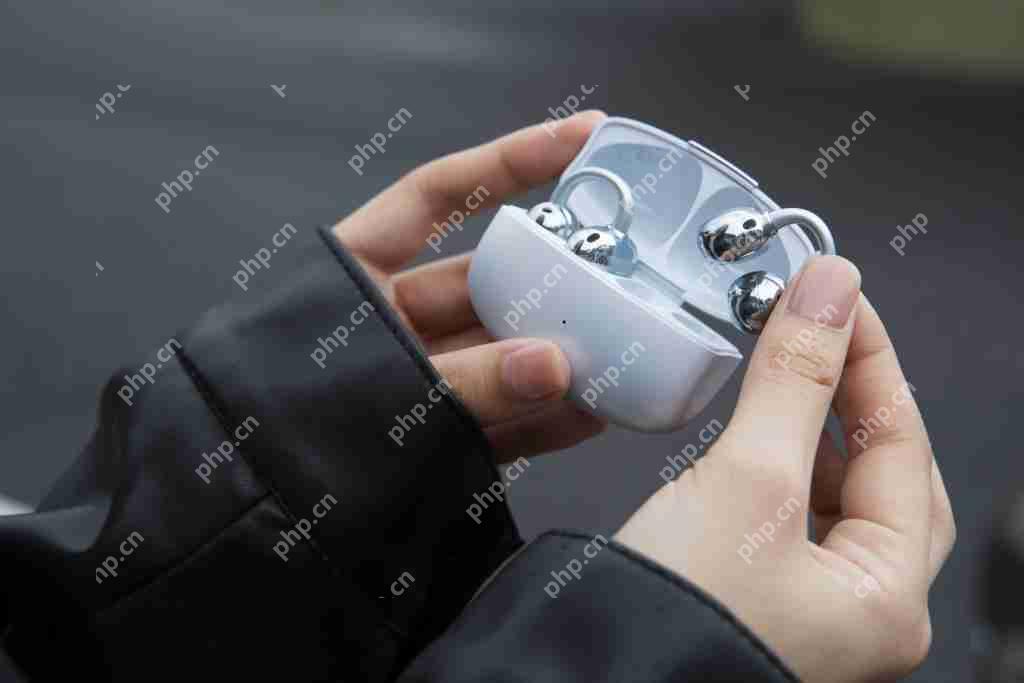 OPPO Enco Clip 珠光海图赏：轻盈科技美学入耳 