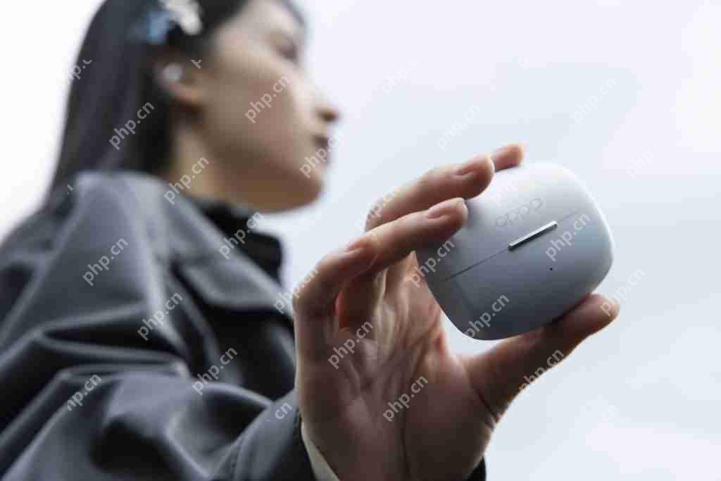 OPPO Enco Clip 珠光海图赏：轻盈科技美学入耳 